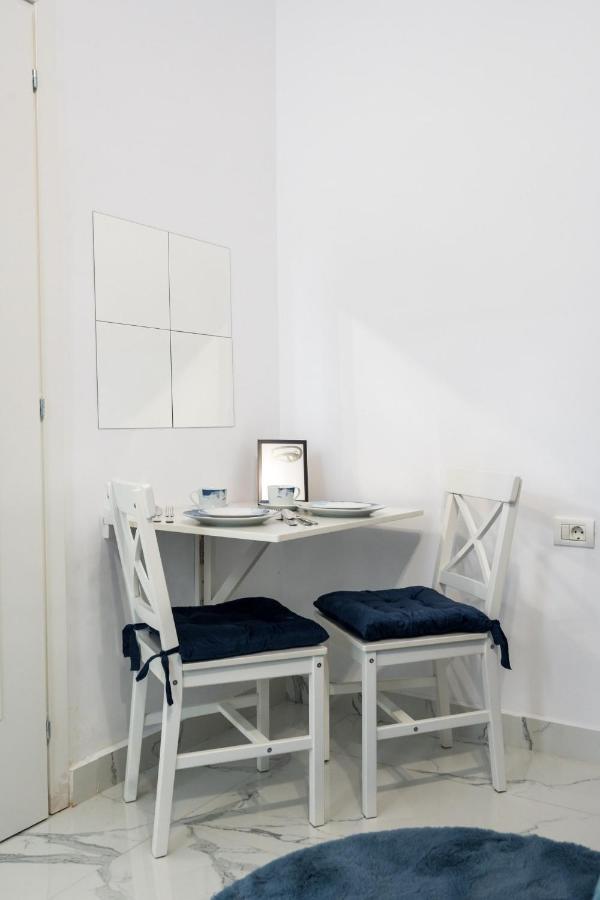 Blue-line-apartment-unirii Appartamento Bucarest