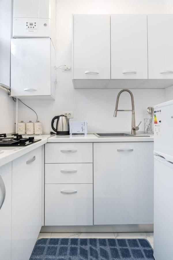 Blue-line-apartment-unirii Bucarest