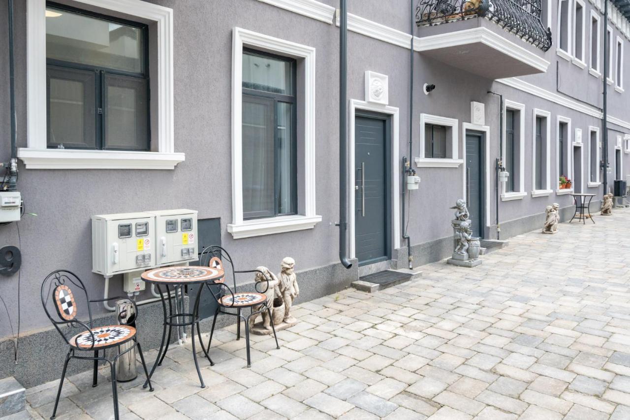 Blue-line-apartment-unirii Bucarest